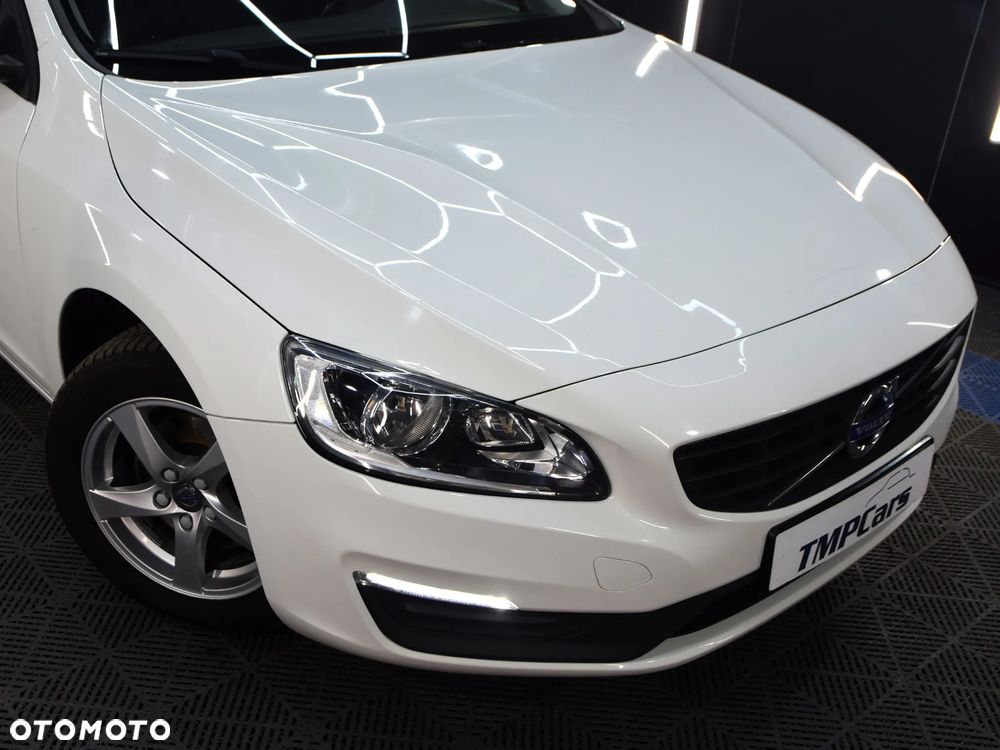 Volvo V60 T3 Drive-E Kinetic - 18