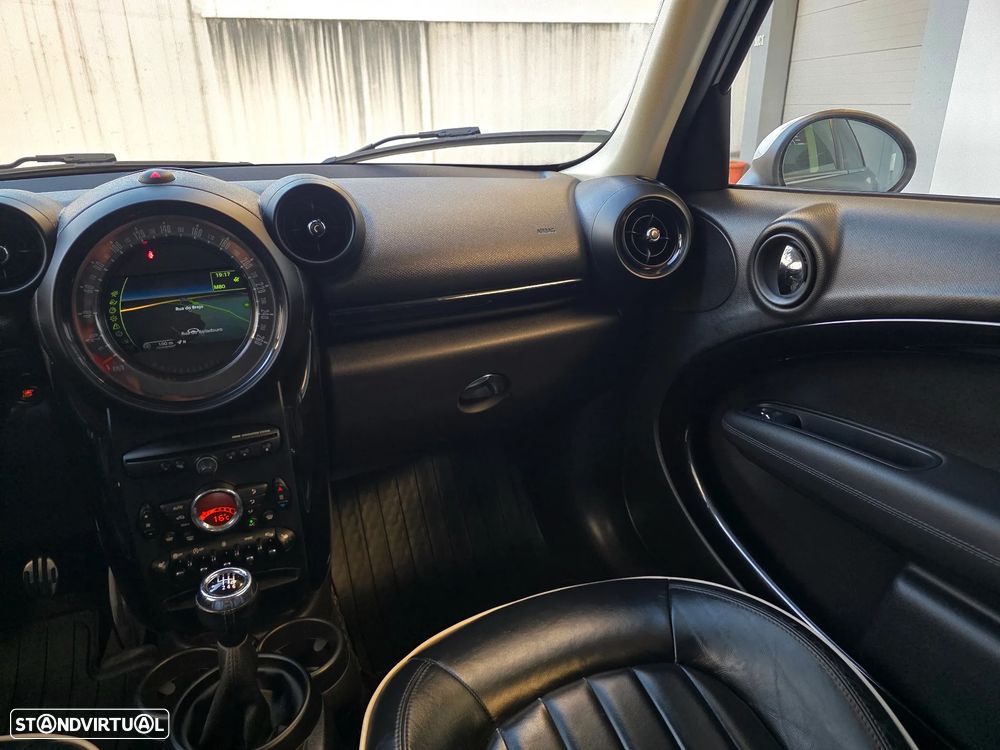 MINI Countryman Cooper SD ALL4 - 33