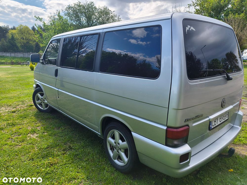 Volkswagen Multivan Standard - 8