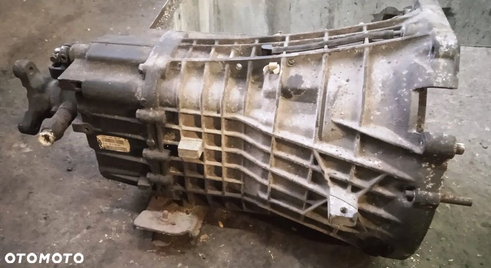 Skrzynia biegów Ford Transit 90 T350 2.0 TDCI yc1r7003he do silnika FMBA 4-biegi - 1