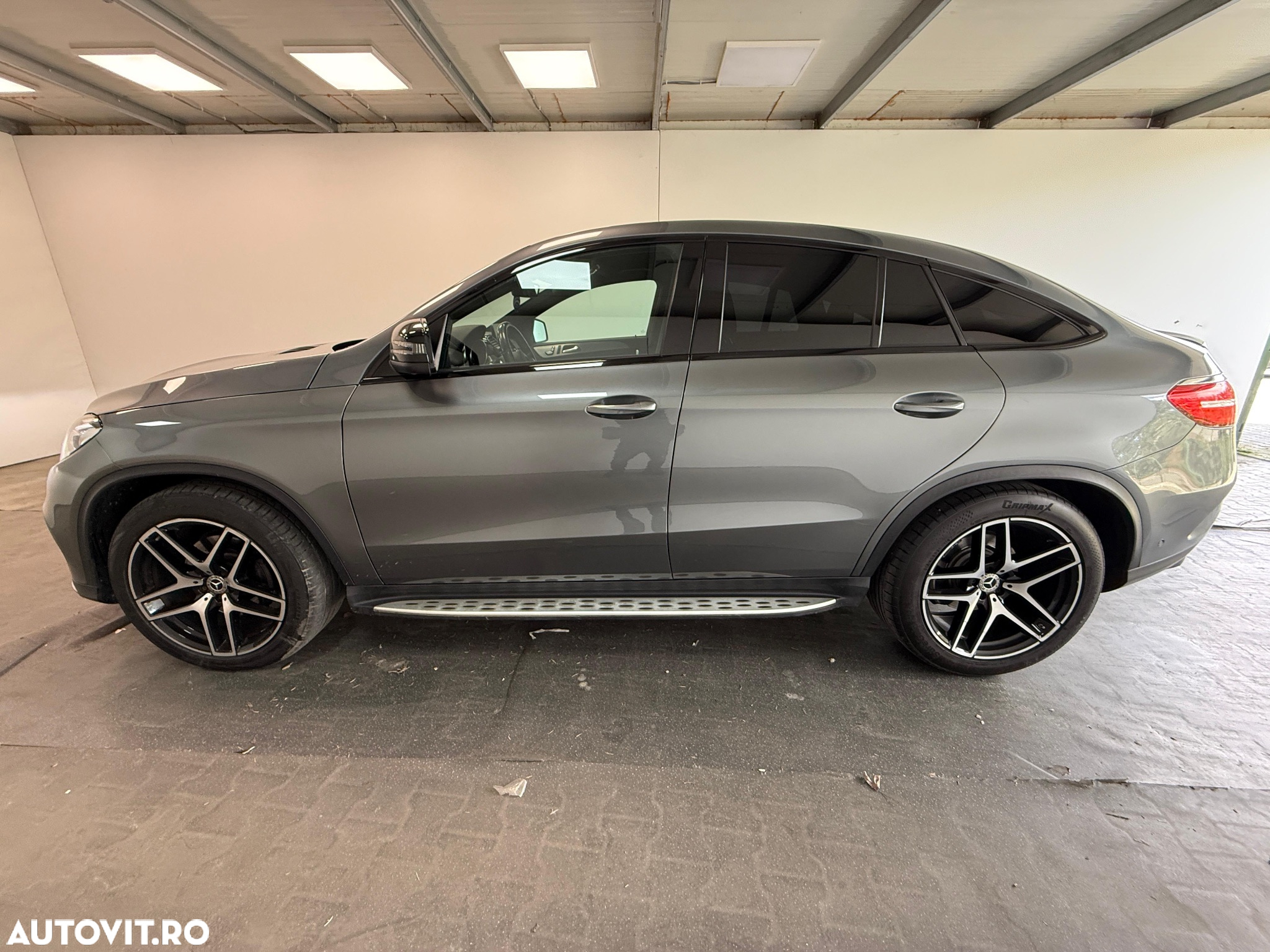 Mercedes-Benz GLE Coupe 350 d 4MATIC - 24