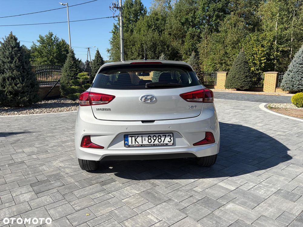 Hyundai i20 1.4 Comfort - 16