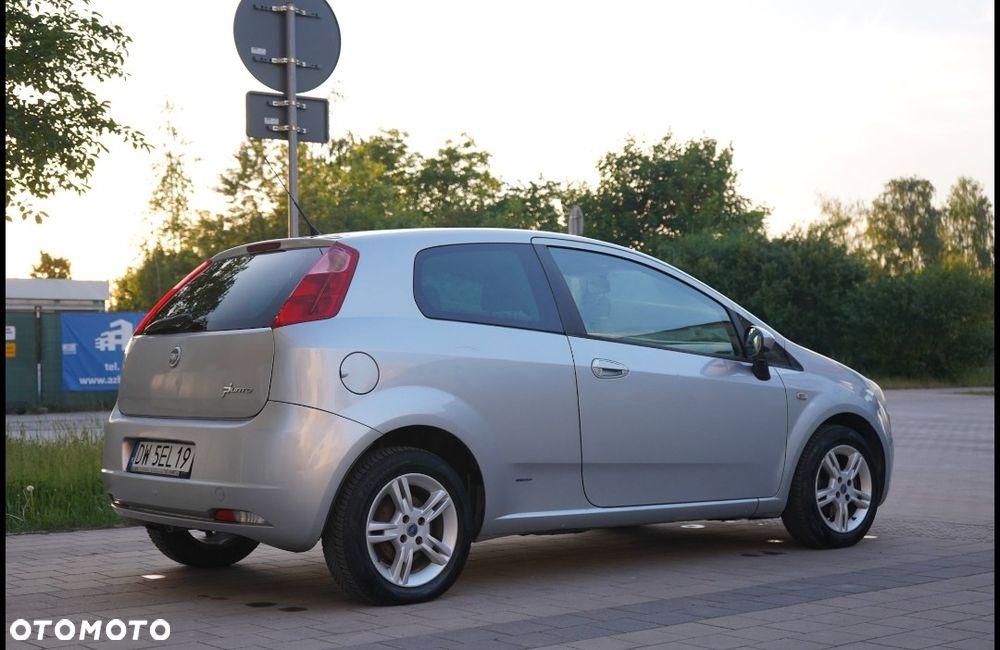 Fiat Grande Punto 1.4 8V - 6