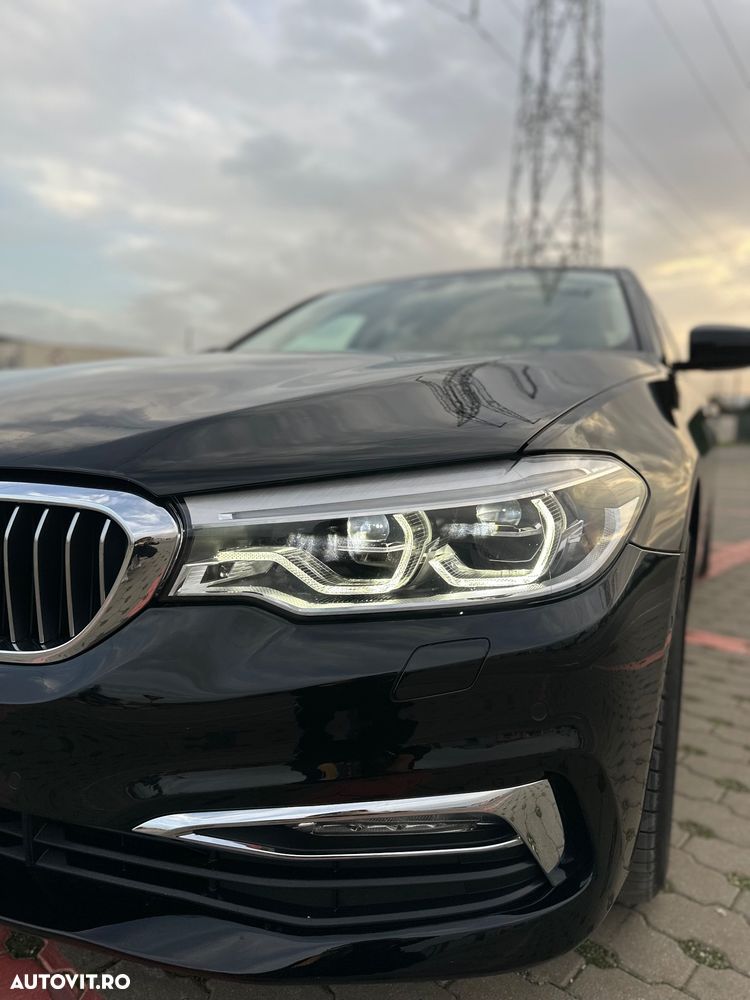BMW Seria 5 530d xDrive AT - 12