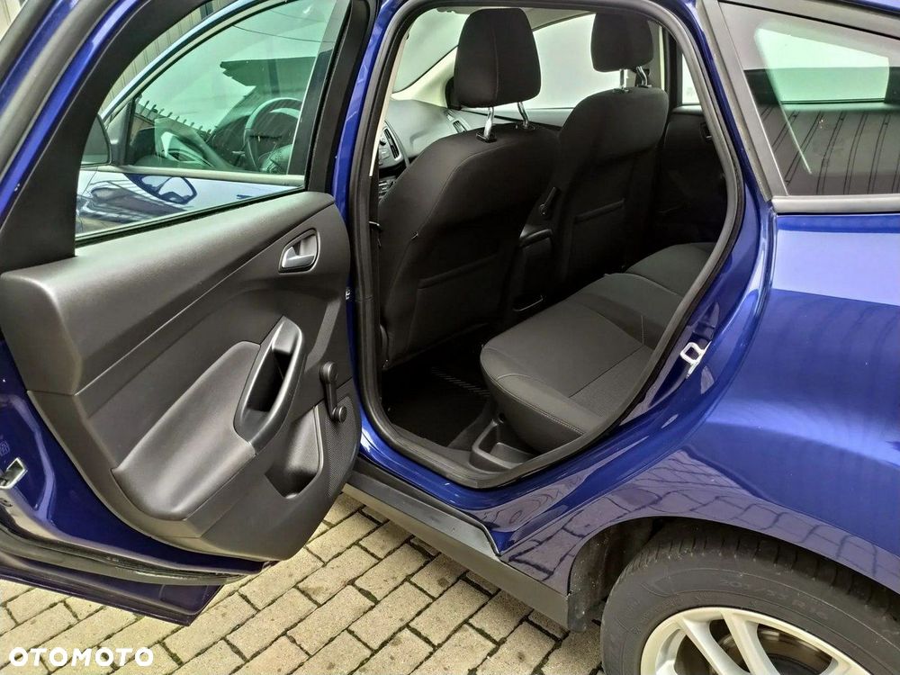 Ford Focus 1.0 EcoBoost Active Business - 22