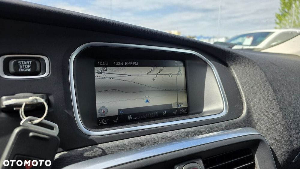 Volvo V40 - 13