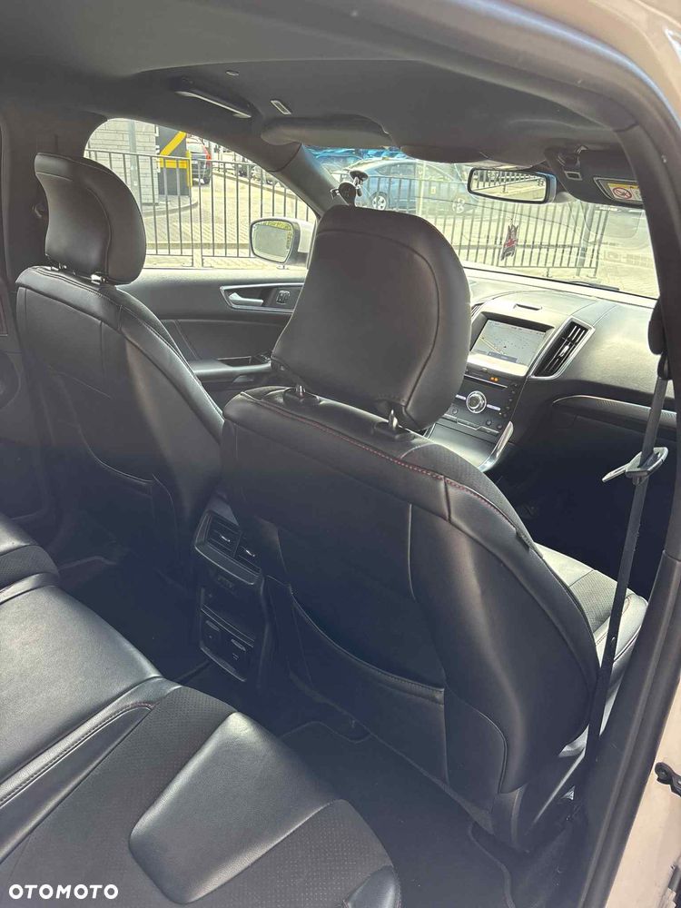 Ford Edge 2.0 EcoBlue Bi-Turbo 4x4 ST-LINE - 13