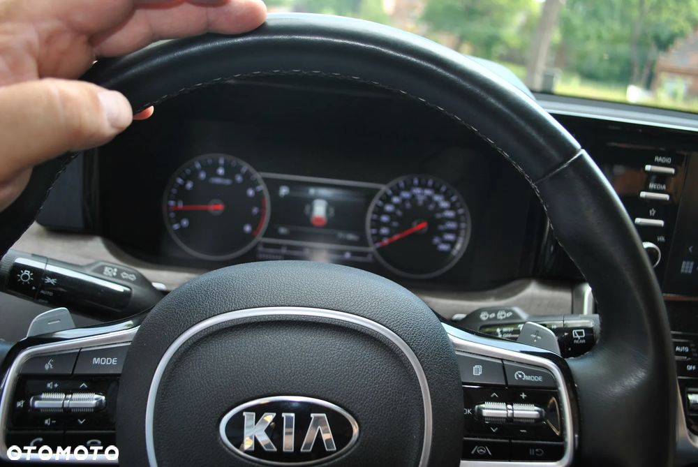 Kia Sorento - 12