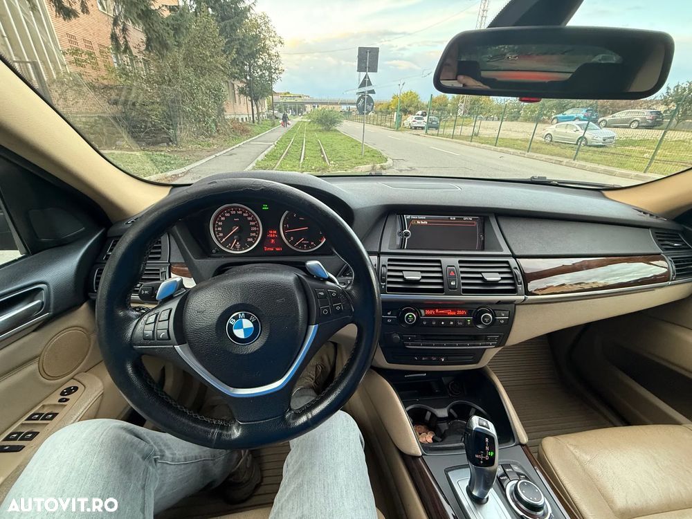 BMW X6 xDrive30d - 10