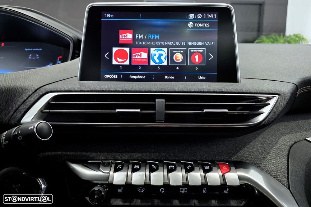 Peugeot 3008 1.5 BlueHDi GT Line EAT8 - 24