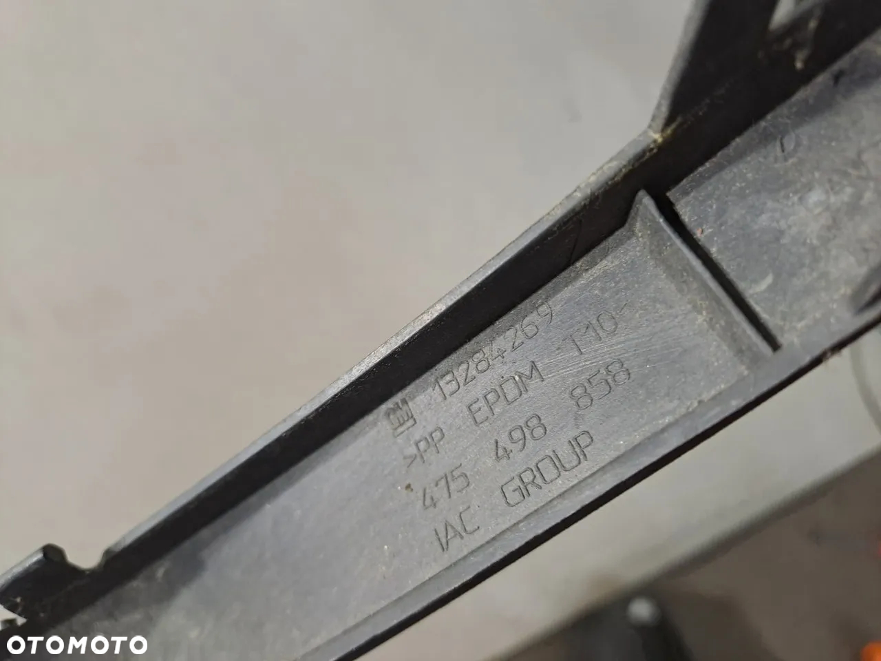 Listwa zderzaka prawy przód Opel Meriva B II 13284269 - 2