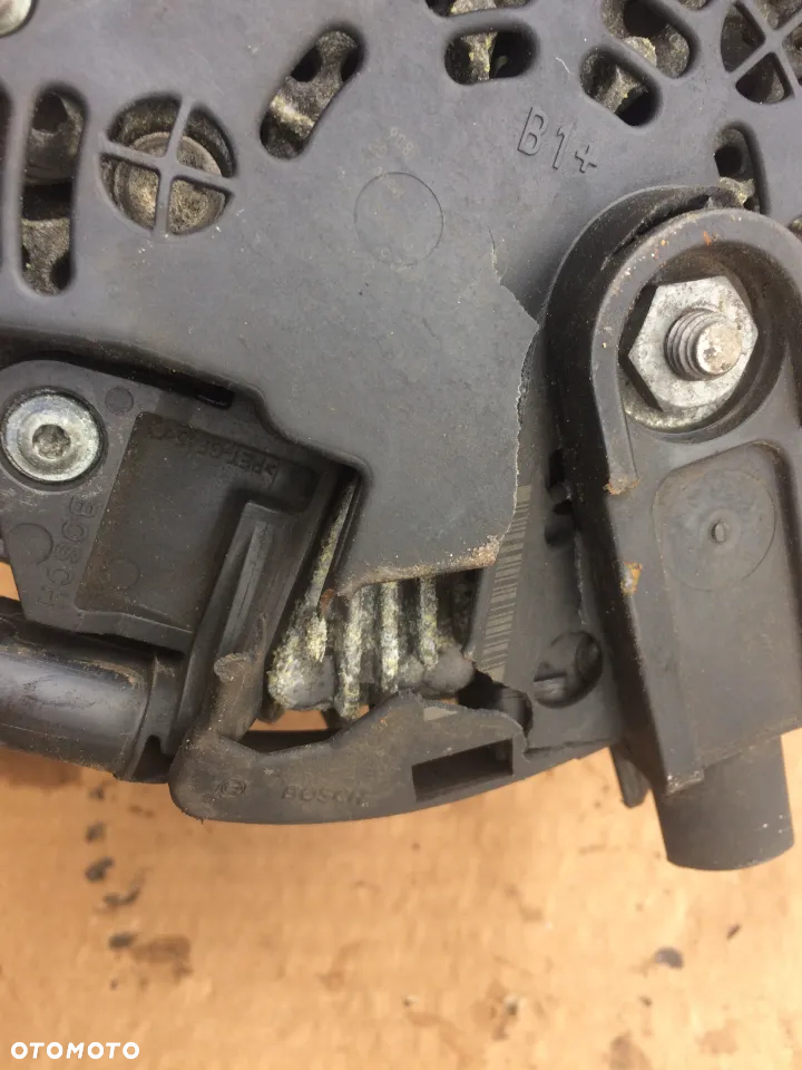Alternator 6G9N-10300 FoMoCo LAND ROVER FREELANDER 2 II 2,2 TD4 - 2