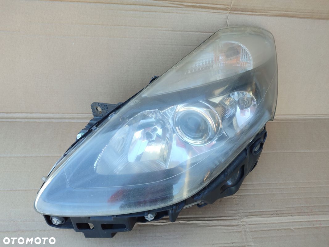 Lampa lewy przód RENAULT CLIO III LIFT EUROPA ORYGINAŁ - 1