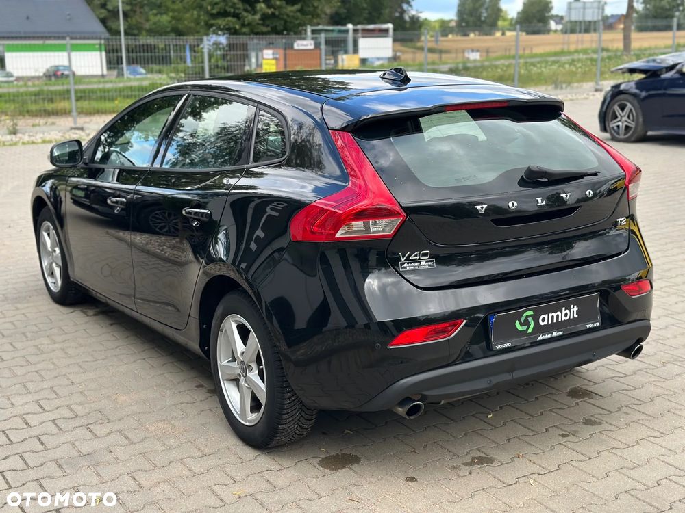 Volvo V40 - 8