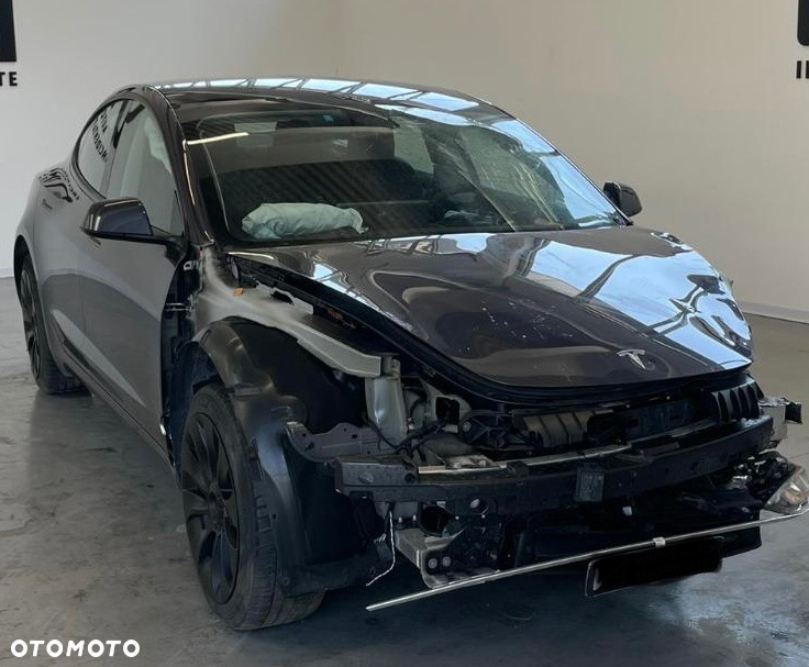 Tesla Model 3 Standard Reichweite Plus Hinterradantrieb - 5
