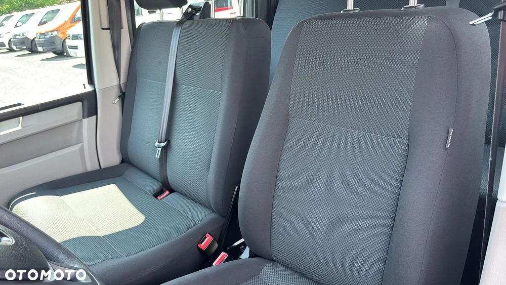 Volkswagen Transporter T6 - 15