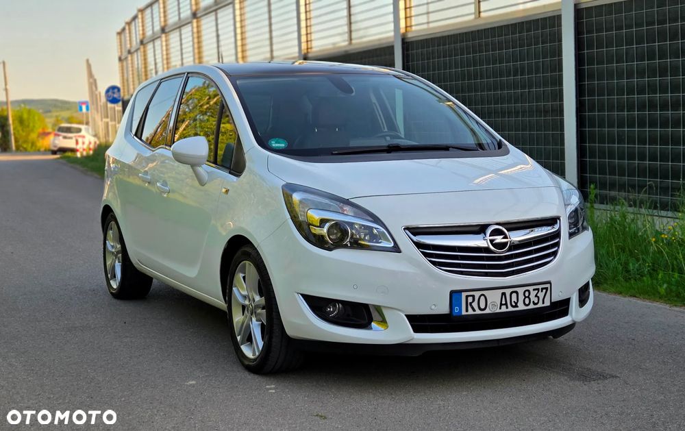 Opel Meriva 1.4 T Essentia S&S - 15