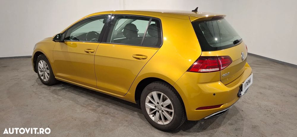 Volkswagen Golf 1.6 TDI DSG Comfortline - 10