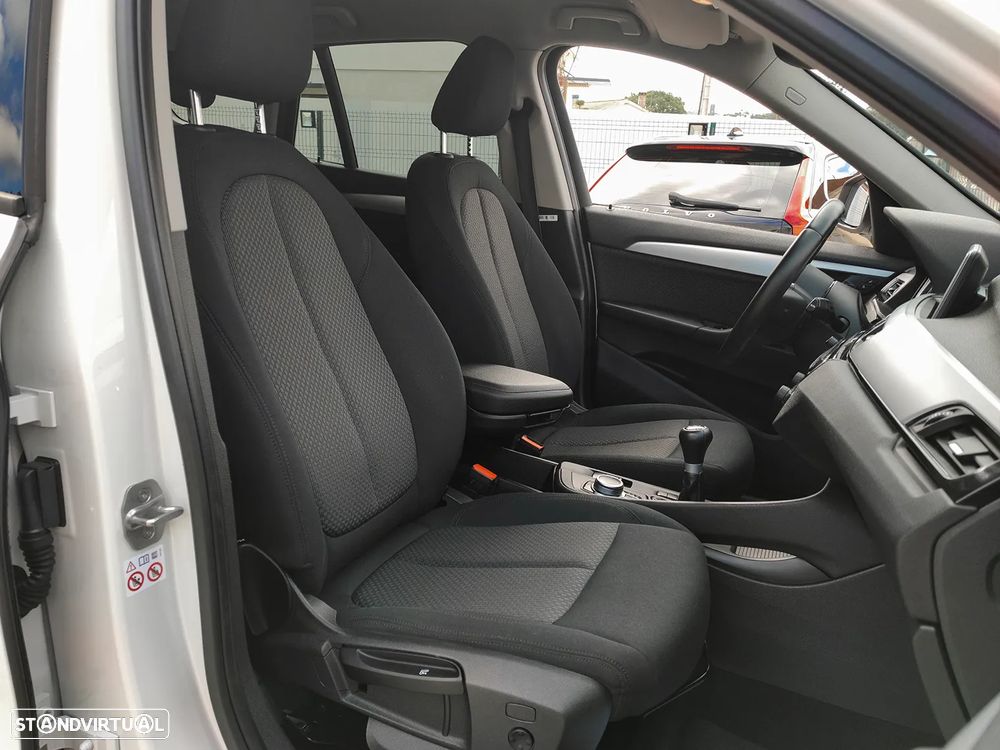 BMW X1 sDrive18i Advantage - 13