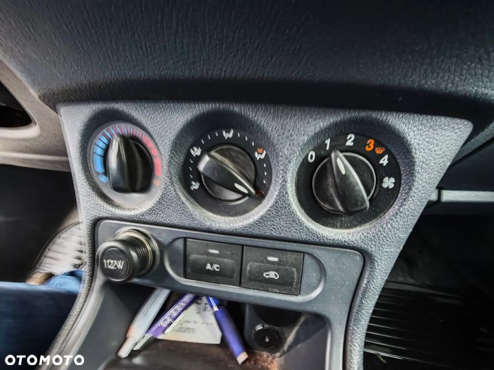 Ford Transit Connect - 9