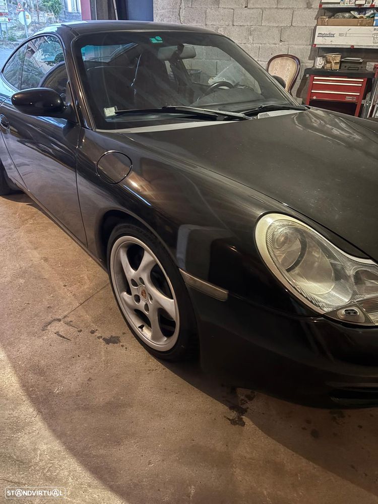Porsche 911 (996) Carrera Coupé - 5