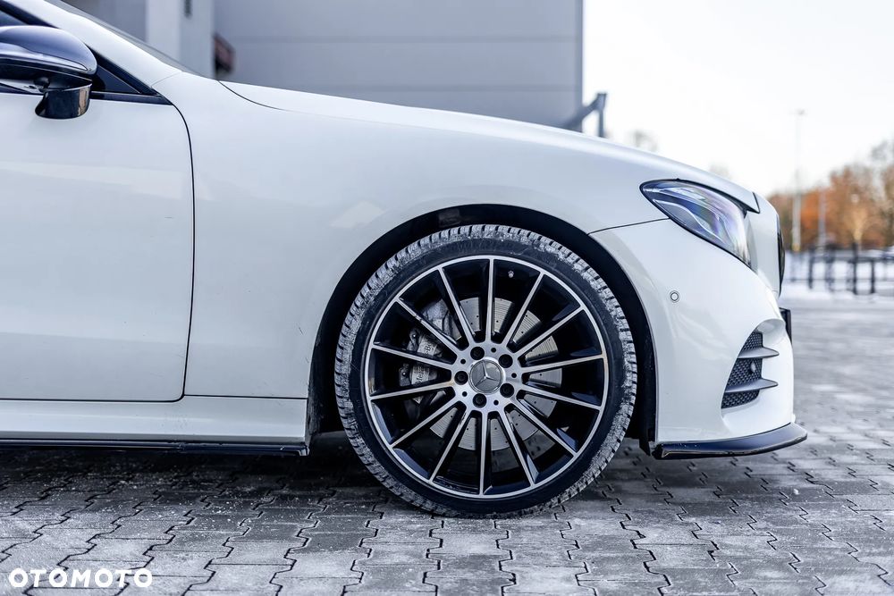Mercedes-Benz Klasa E 400 Coupe 4-Matic 9G-TRONIC - 8