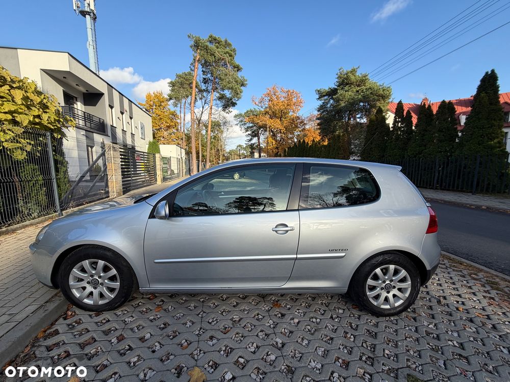 Volkswagen Golf 1.9 TDI Comfortline - 4