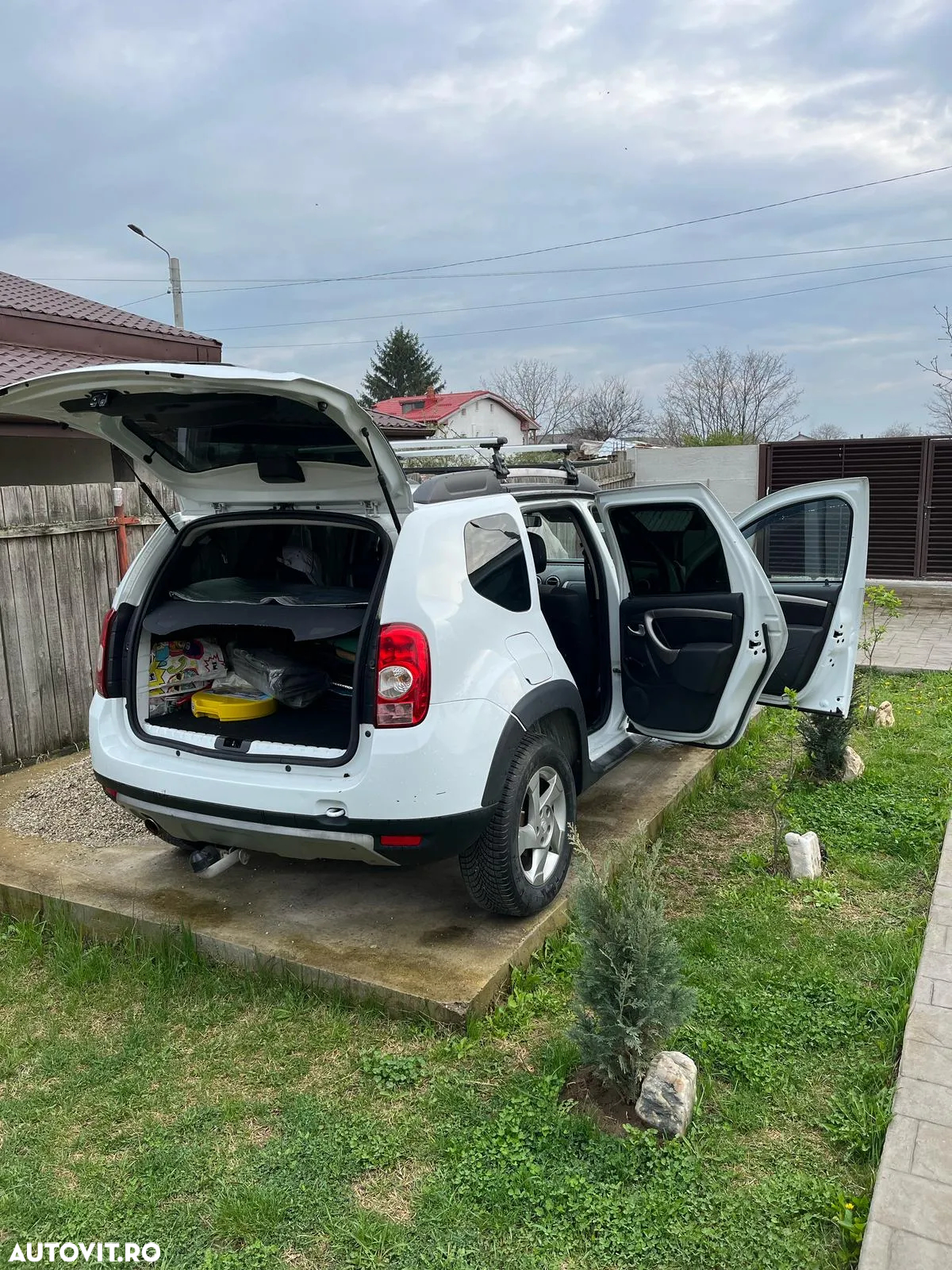 Dacia Duster 1.5 dCi 4x4 Laureate - 2