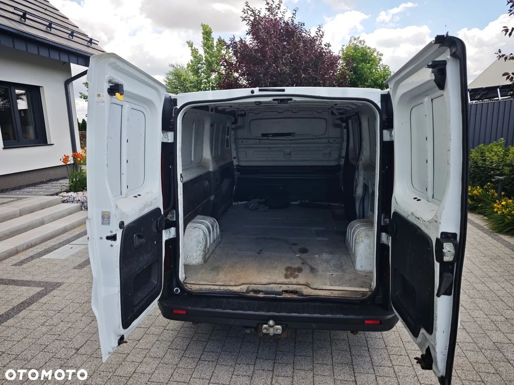 Renault Trafic L2H1 LONG  Keyless Kamera Klima Nawigacja * 158tys.km  * - 11