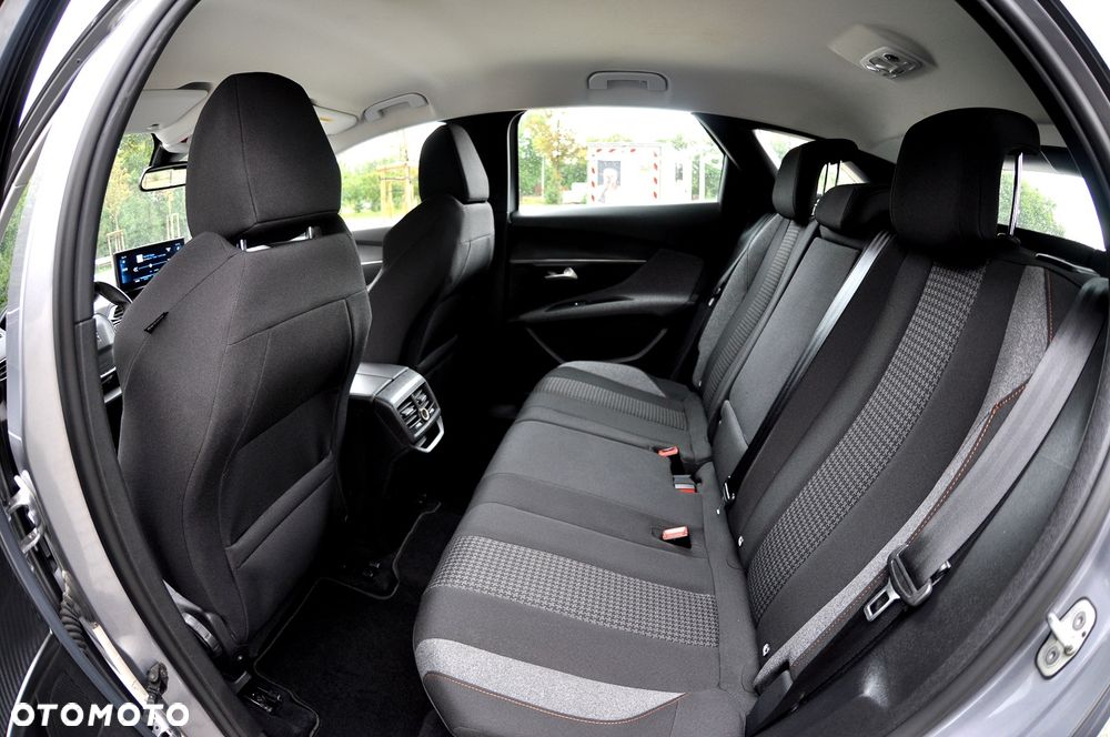 Peugeot 3008 BlueHDi 130 Stop & Start Allure Business-Paket - 23