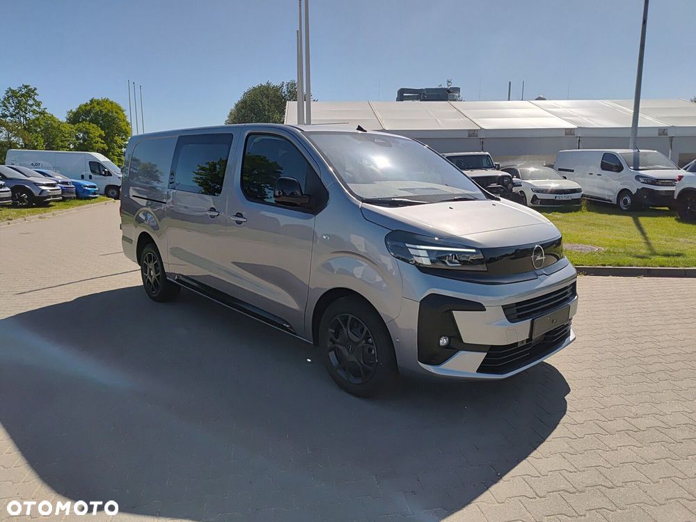 Opel Vivaro - 8