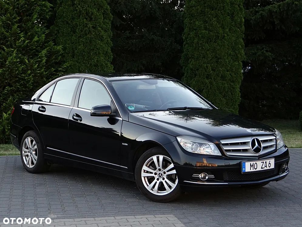 Mercedes-Benz Klasa C 180 Avantgarde Edition - 11