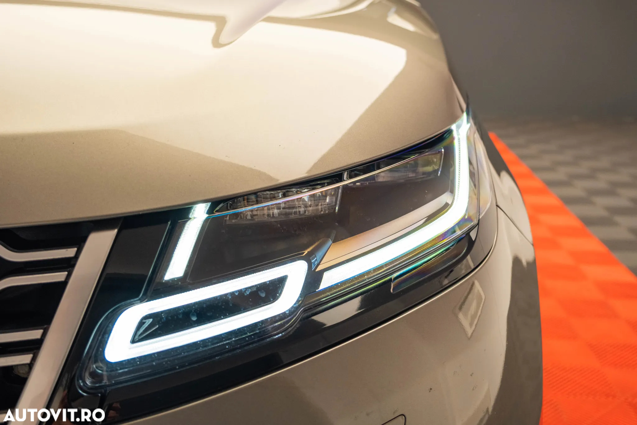 Land Rover Range Rover Velar - 8