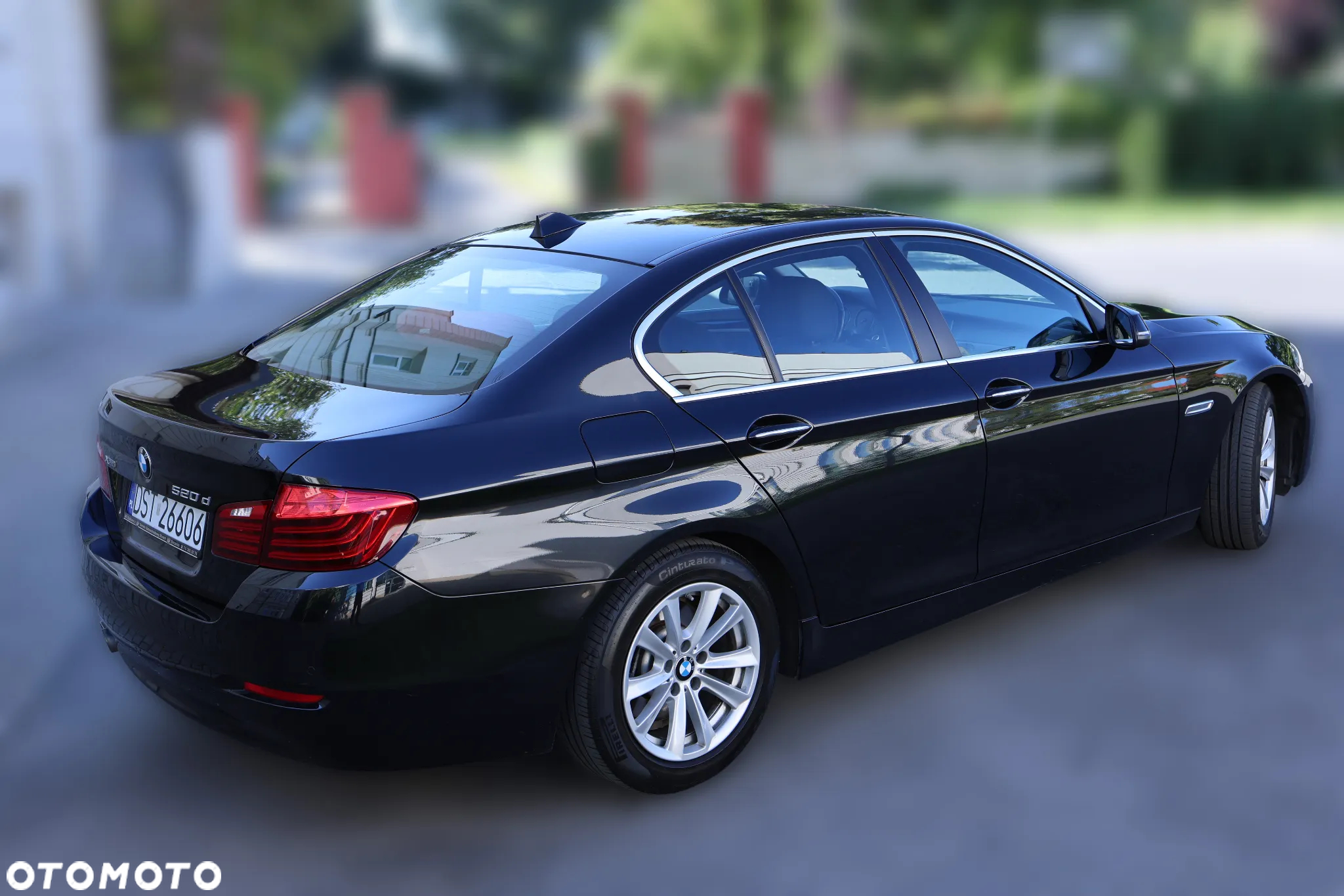 BMW Seria 5 520d xDrive - 6