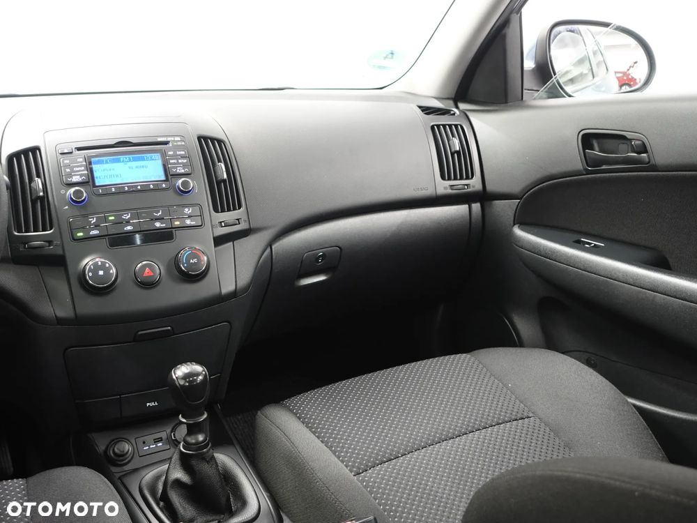 Hyundai i30 1.4 Blue Classic - 32