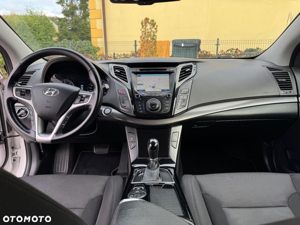 Hyundai i40 i40cw 1.7 CRDi Automatik Premium - 29