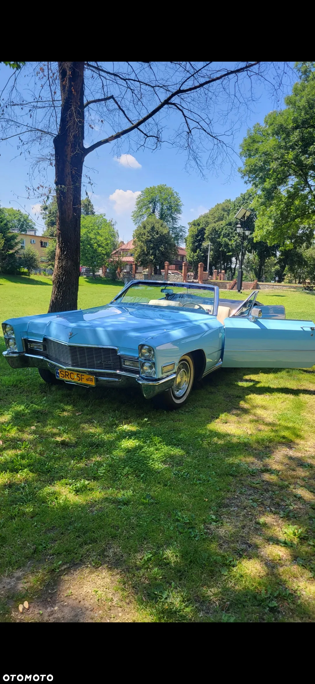 Cadillac Deville - 14