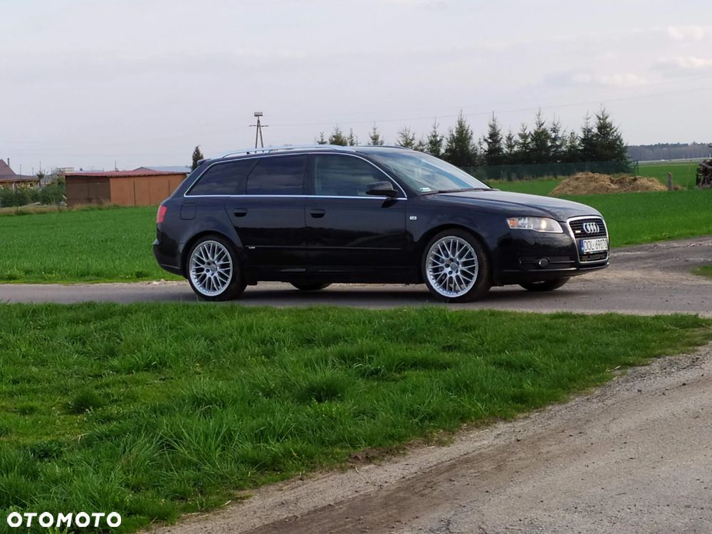 Audi A4 Avant - 1