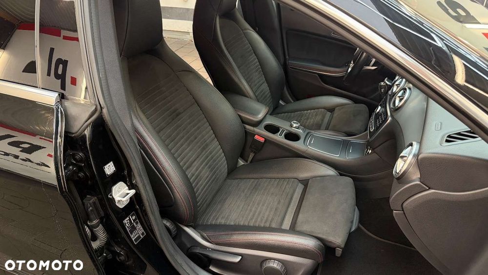 Mercedes-Benz CLA - 41