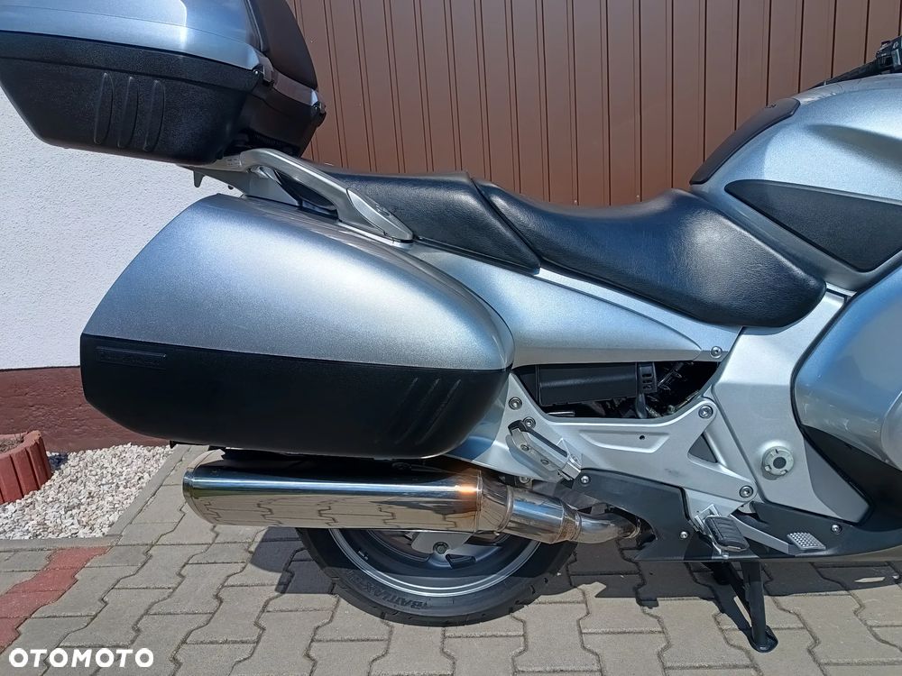 Honda ST - 10
