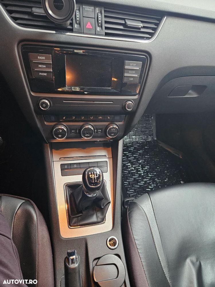 Skoda Octavia - 11
