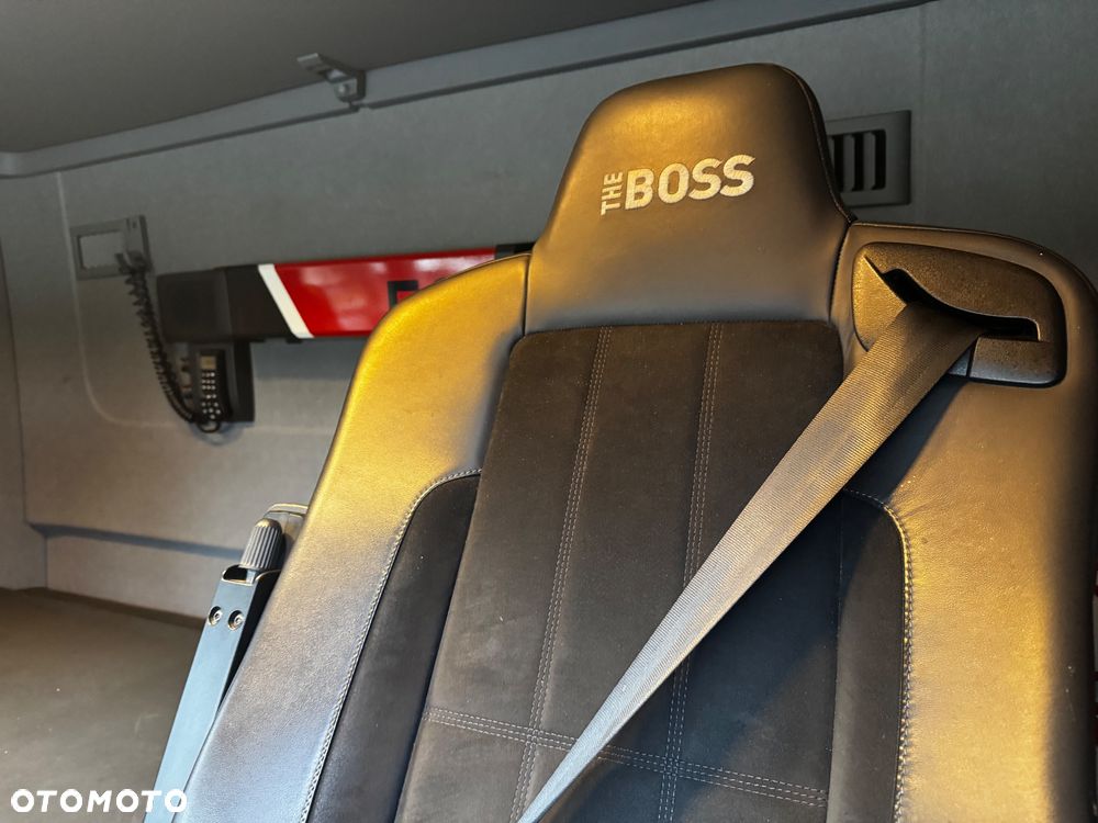 Renault T520 high cab - 14