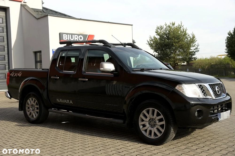 Nissan Navara 3.0 D V6 Platinum Long EU5 - 12