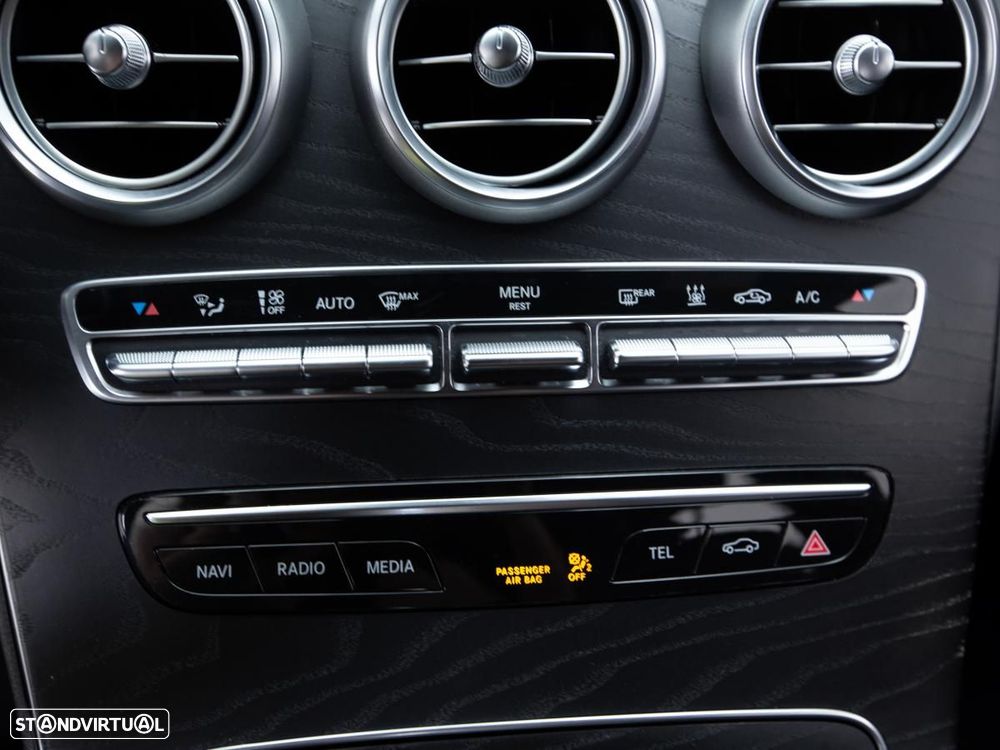 Mercedes-Benz C 300 de AMG Line - 22