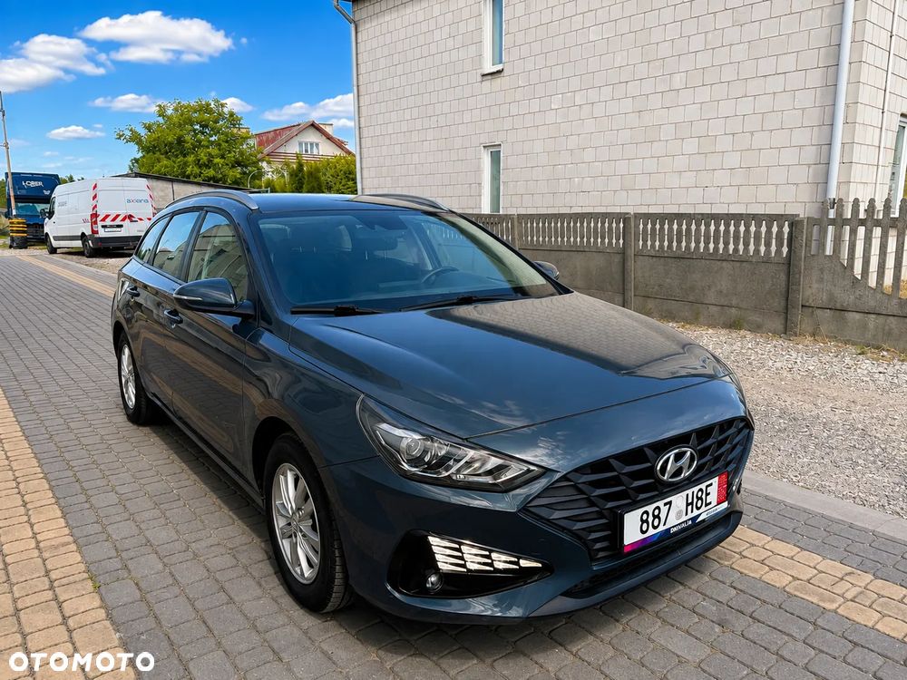 Hyundai i30 1.6 D Comfort - 4