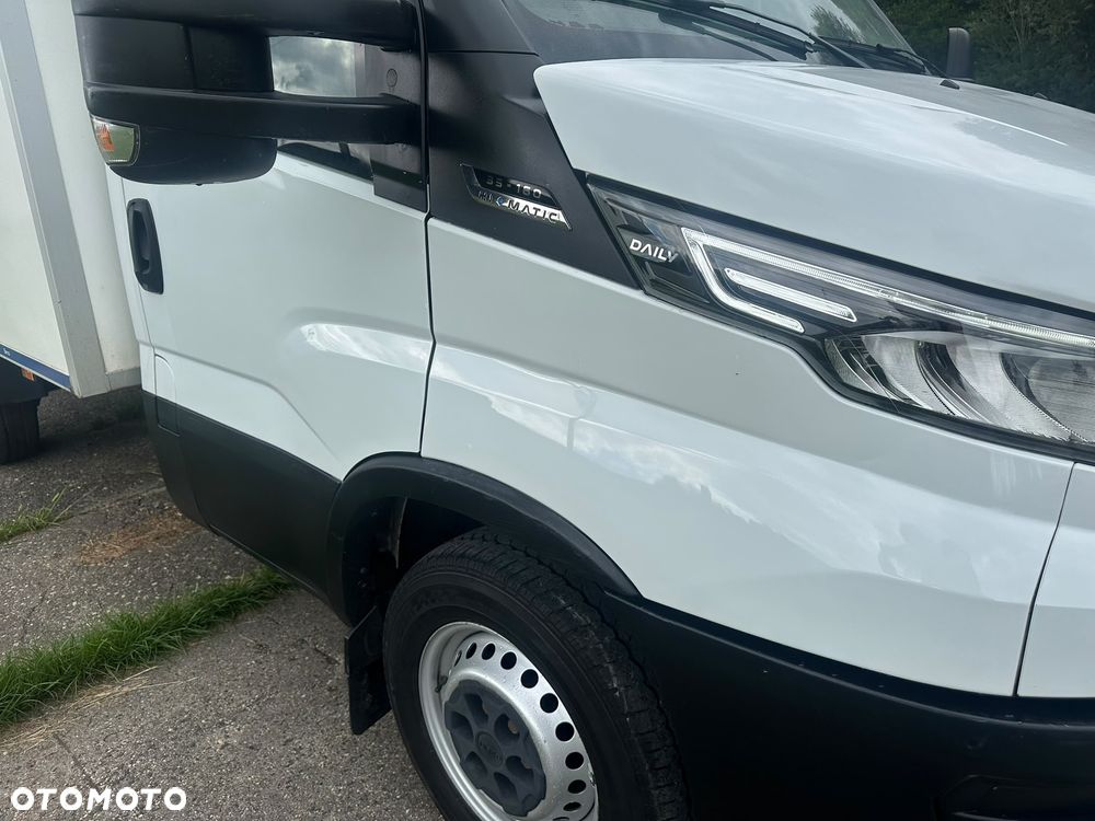 Iveco Daily KONTENER+WINDA (udźwig 750kg) 2.3 diesel 156 kM automat 2021 WEBASTO, KAMERA COFANIA, GWARANTOWANY NIEWIELKI PRZEBIEG 160tyś. - 19