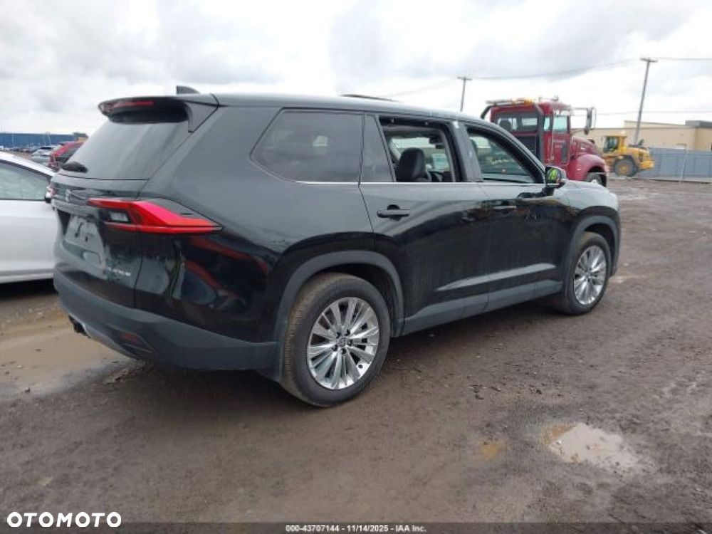 Toyota Grand Highlander - 3