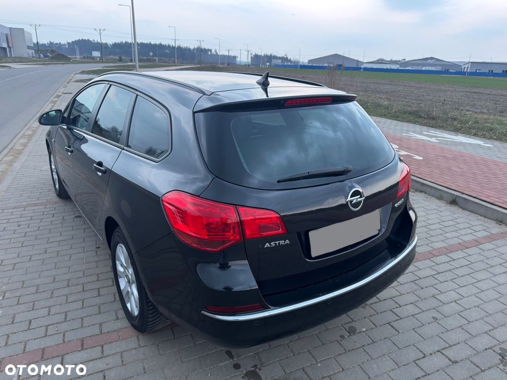 Opel Astra 1.6 CDTI Enjoy - 25
