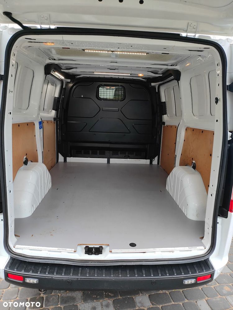 Ford TRANSIT CUSTOM 2020r 2,0 TDCI 130KM AUTOMAT L1H1 LONG DUBEL DRZWI EURO 6 LEDY CENA BRUTTO VAT 23% - 32
