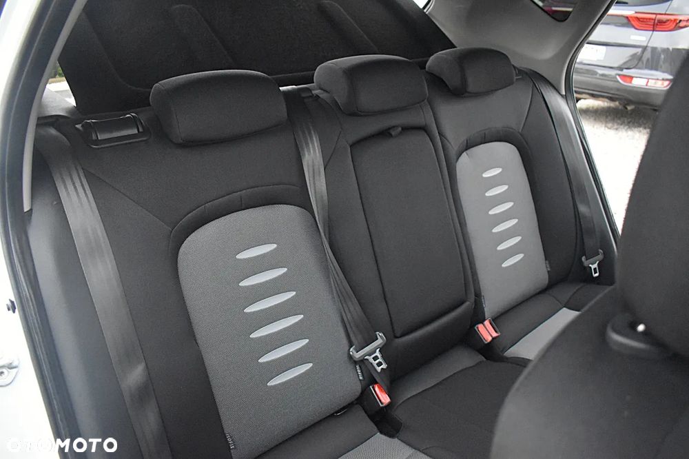 Kia Ceed Cee'd 1.6 CRDi S - 21